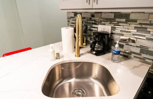 Rittenhouse Square near Kimmel Center 1BD Suite - Photo 7