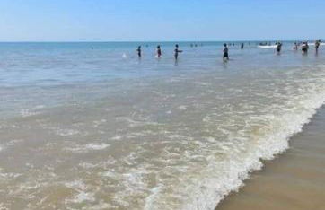 Joli Studio 28m² 200m plage avec balcon - Foto 8