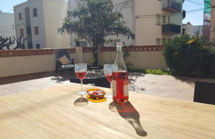 Apartament amb dues grans terrasses de 50 m2 i 16 m2 a 300 m de la platja - Foto 8