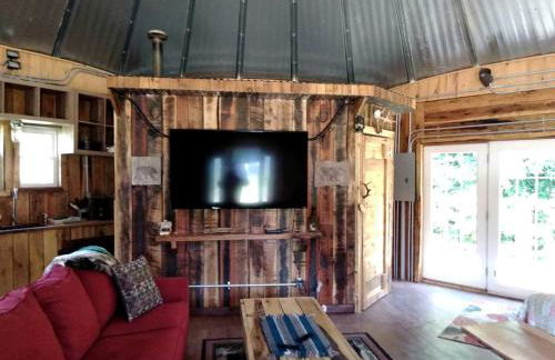 Unique Rustic Yurt Rental for a Peaceful Retreat near Huntington, West Virginia - Photo 12