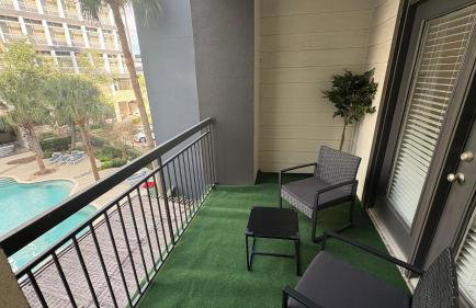 Relaxing Pool-View 1BR Near Top Houston Spots - Foto 5