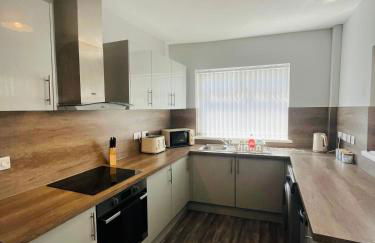 4BR Modern & Stylish, Contractors, Parking - Foto 28