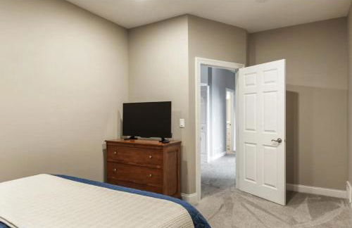 Cedar House Retreat - Photo 18