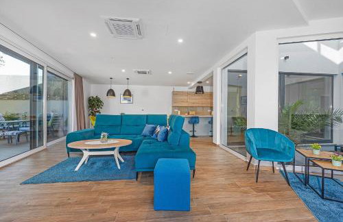 Villa Pinus - Private Pool, Jacuzzi, Game Room - Foto 18