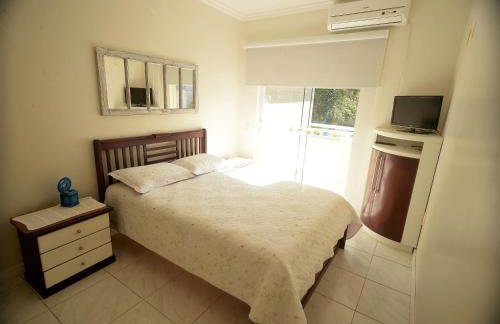 Apartamento do Sol - conforto, 2 quartos, 300m da praia centro de Bombinhas - Foto 14