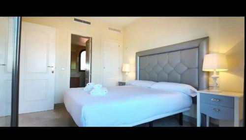 APARTAMENTO DUPLEX con piscinas y MARAVILLOSAS VISTAS AL MAR - Photo 3