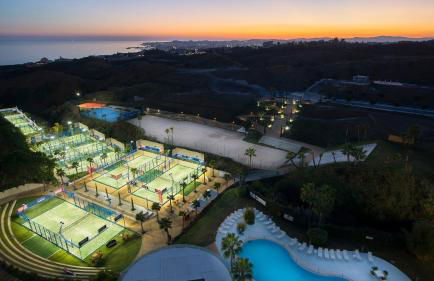 Mara's Apartments Higuerón West - Garden Villa - 246 m2 of Private Terrace & Garden - Like a House - Foto 48