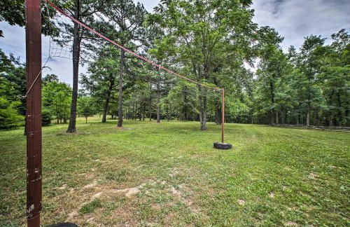 Pine Lodge Cabin on 450 Acres in Ozark Mountains - Foto 25