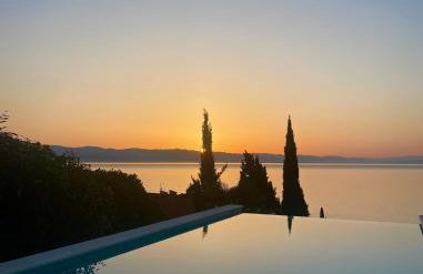 VILLA LOVRAN - 150 m to the beach - infinity pool - incredible sea view - fitness gym - Foto 16