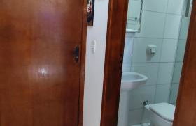 Casa Espaço Sara Piscina com total privacidade, área gourmet completa com churrasqueira fogão a lenha, a 5min do centro e do parque das águas - Foto 36