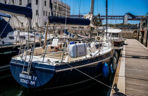 The Classic Sailboat Retreat - Photo 33