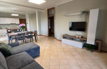 Padenghe Olive House - Ground-Floor Lake View Amid Olives - Foto 12