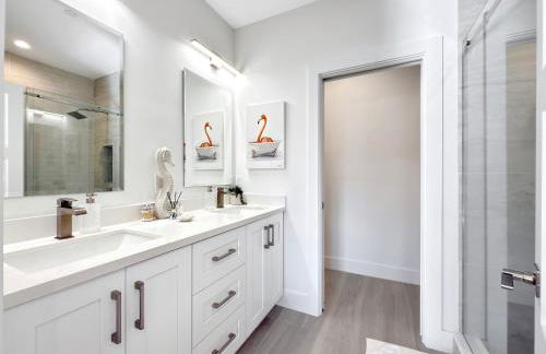 At The Sandbar - Oceanfront, Htd Pool, Dock, GameRoom - Foto 48