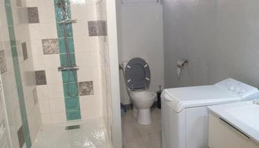 Gîte Saint Prix - Foto 3, Shower