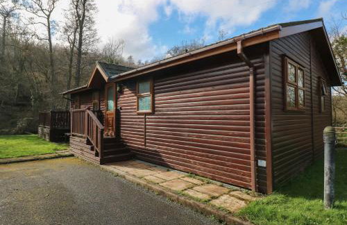 3 Riverside Lodge - Photo 2