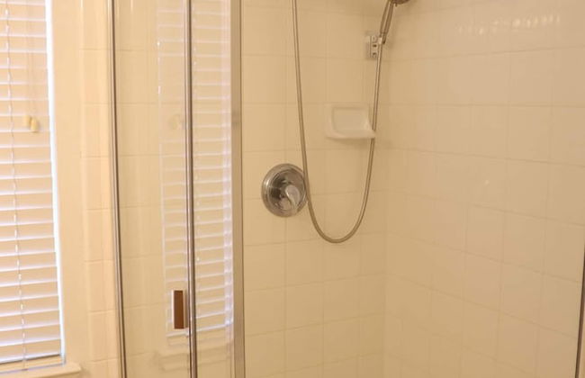 Elegant 3BR Single Level Home Extended Stays - Foto 28