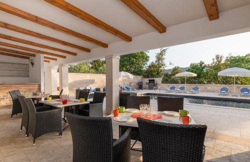 Villa Vires - Foto 7