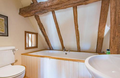 Masketts Barn by Bloom Stays - Photo 28