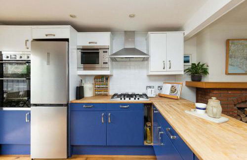 Rural House with Swimming Pool and Gardens - Foto 12