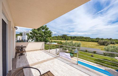 Villa Sunny Olive - Photo 20