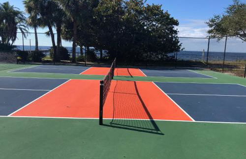 Beautiful New Luxury Townhome with Private Beach and Swimming Pools - Foto 63