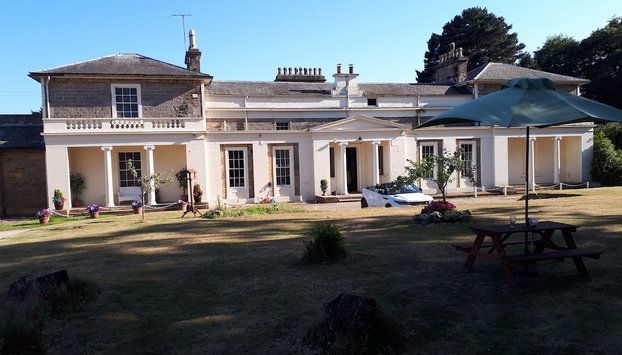 East Wing Apartment in Elgin - Foto 2, Imagem principal