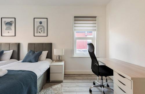 Modern 4 Bedroom House In Woodgreen - Foto 51