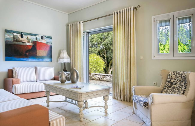 Villa Aspasia - Photo 18