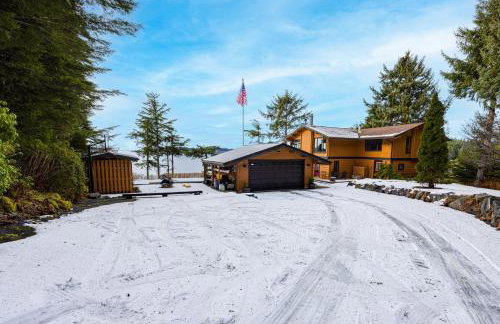 Hot Tub and Whale Watching! Scenic Sitka Escape - Foto 39