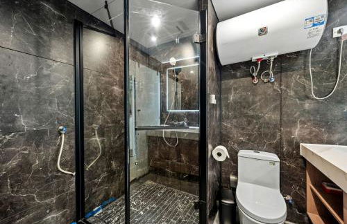 Modern Airstream Glamping with Pond Views in Rural South Carolina - Photo 16