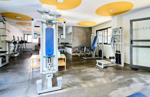 Breeze of the Mediterranean with Pool - Photo 11