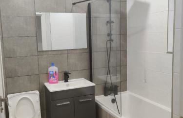 4 bedroom bungalow in Kettering - Garden - Parking - WiFi - Foto 47