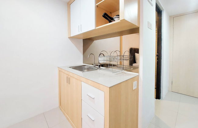 Cozy And Strategic Studio Apartment At De Prima - Photo 7