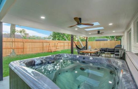 Serene 4-Bed Getaway - Hot tub & Fire Pit - Foto 4