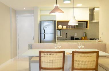 Na Beira da Praia - Conforto e vista privilegiada do 10º andar! - Foto 2