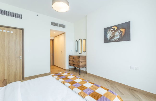 SuperHost - Chic Modern 1BR Apt Retreat with City View - Photo 7