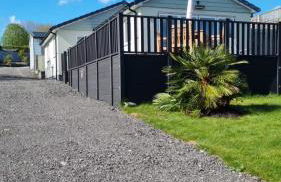 Hunters Cottage - Luxury, high end, hot hub, AC, slipper bath, couples retreat - Photo 38