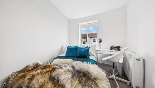 Cheap & Modern Private Double Room - Shared House by AltoLuxo Short Lets & Serviced Accommodation - Foto 3