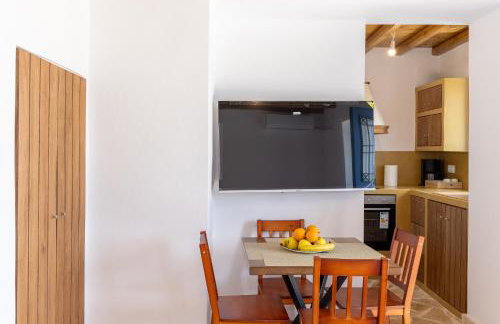 Epavlis Petrou Siwtou - Foto 35