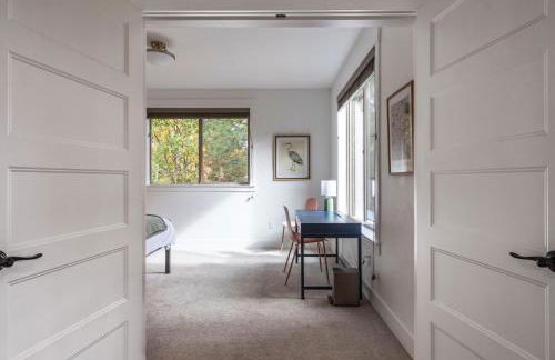 Evergreen Retreat AB 30 Night Minimum home - Foto 12