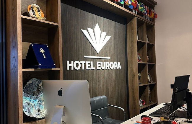 Hotel Europa Prishtine - Foto 1