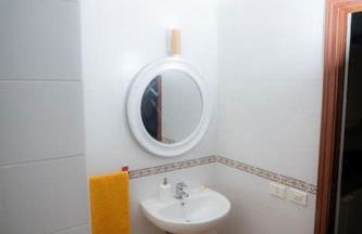 Coqueto piso a 2 min de la playa - Foto 8