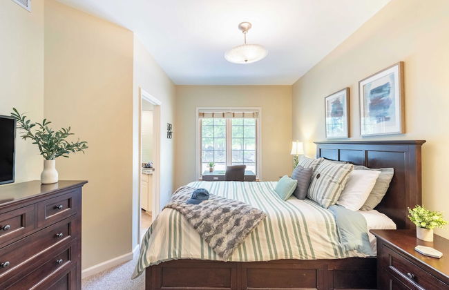 Highland Hideaway by Avantstay Group Poconos Retreat w/ Patio + Game Room - Foto 19