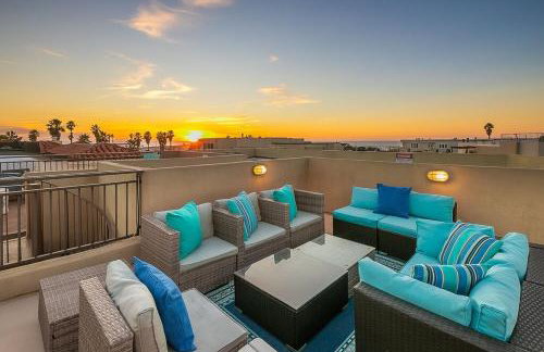 Stunning South Mission Home with Private Rooftop & Ocean Views! - Foto 24