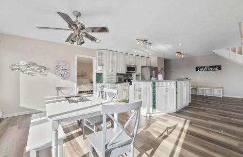 201 Pointes North Inn - Foto 11