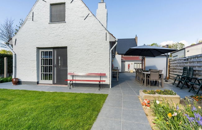 Farmhouse in Beveren Near Beach & Garden - Foto 1