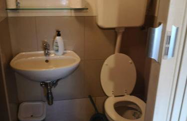 Kuća sa apartmanima Šemnica - za odmor i proslave! - Photo 27