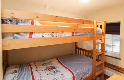 Character 3 Bed Cottage, Close to Waters edge, Parking - Foto 24