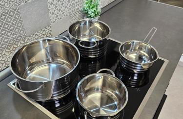 Modern Homes - Voll ausgestatte Wohnung - Balkon - Hotelbetten - 4K TV - WLAN - Foto 45