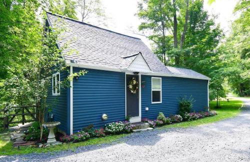 Cottage at Millpond Falls - A Romantic Escape - Foto 9